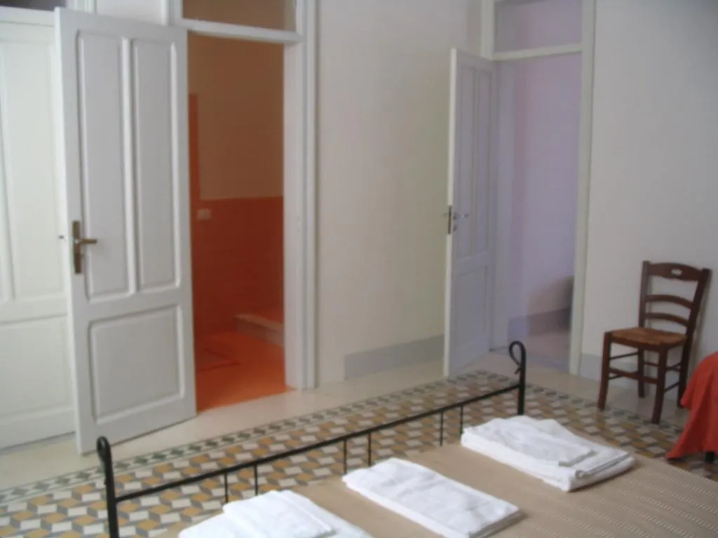 *** Oda ve Kahvaltı B&B Belveliero - Il Capitano Trapani İtalya