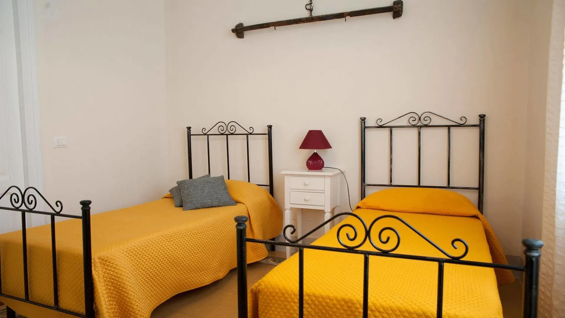 B&B Belveliero - Il Capitano Trapani 3*,  İtalya